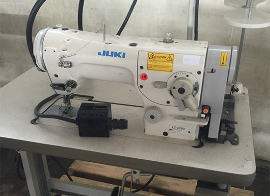 Photo of an JUKI LZ2280 industrial ZIG ZAG sewing machine Industrial Sewing Machines