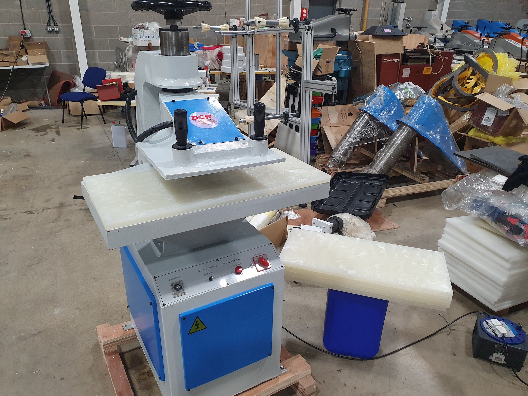 Photo of an DCR-12T Clicker Press Industrial Sewing Machines